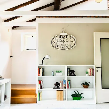 Lejlighed Caligaggio 18 - Charming On The Lakefront *