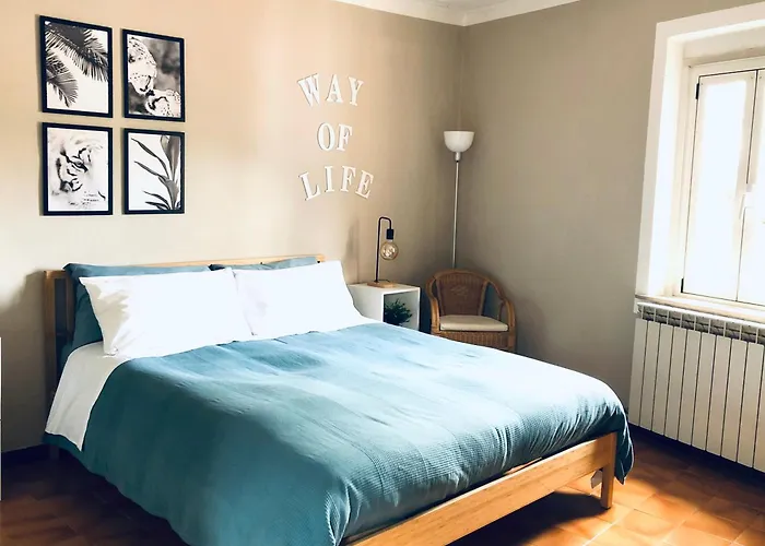 Caligaggio 18 - Charming On The Lakefront *