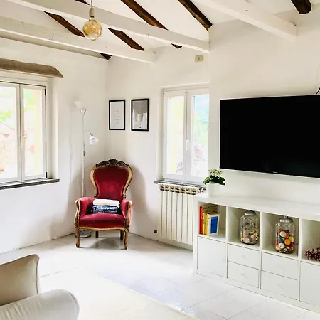 Caligaggio 18 - Charming On The Lakefront شقة مالغراتي