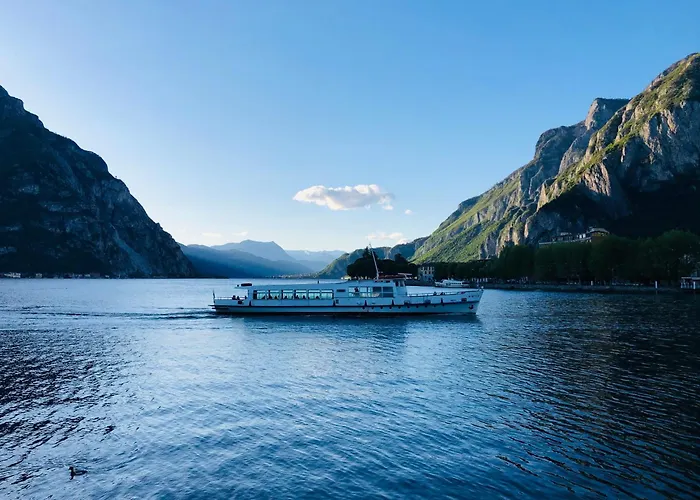 Caligaggio 18 - Charming On The Lakefront Apartment Malgrate